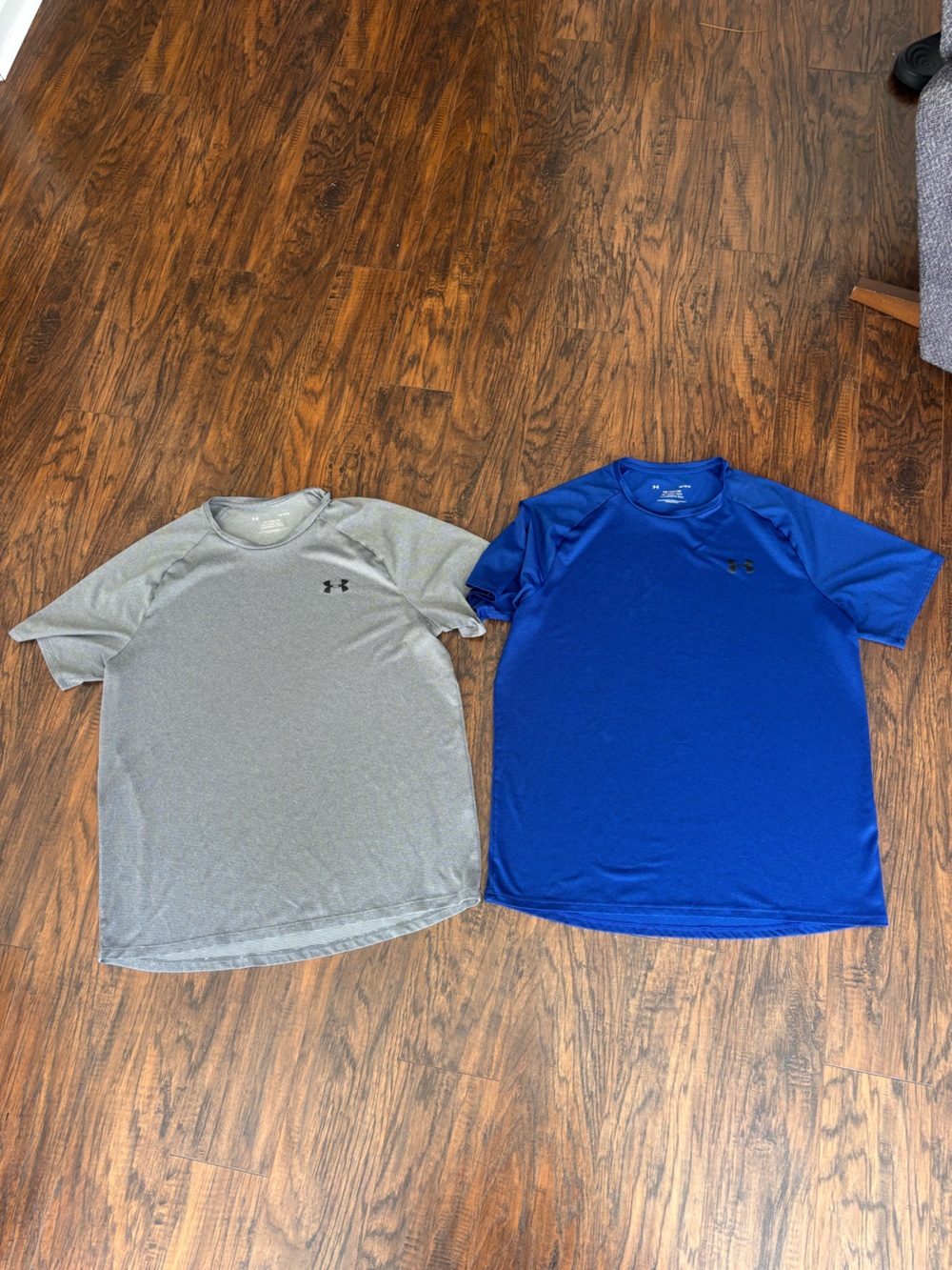 LOT OF 2 Under Armour Men's Short Sleeve Tech Tees Blue & Gray